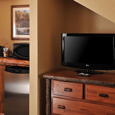 Grand Lodge Hotel Wausau - Rothschild ภายนอก รูปภาพ