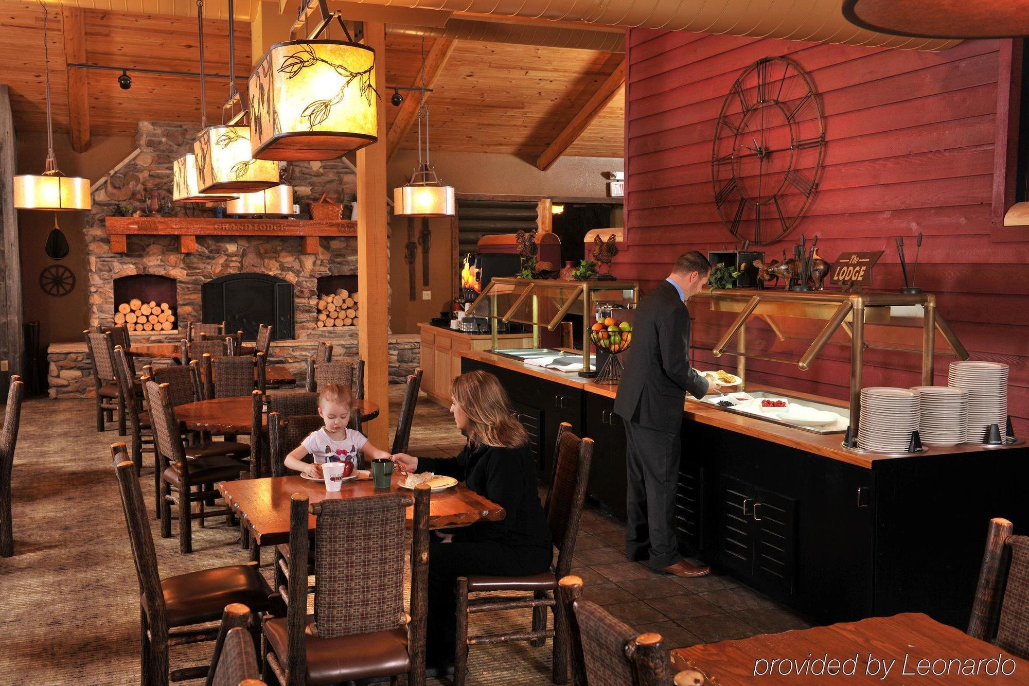 Grand Lodge Hotel Wausau - Rothschild ภายนอก รูปภาพ